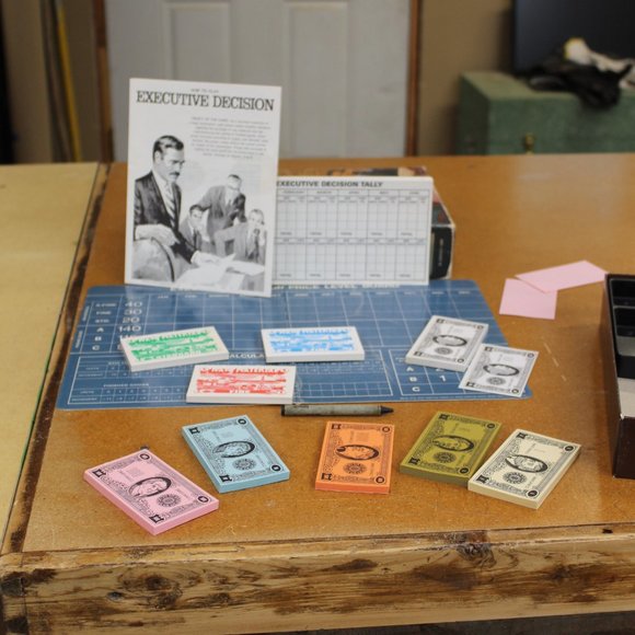 Vintage 1971 3M Executive Decision Bookshelf Board Game COMPLETE unused - Picture 11 of 14